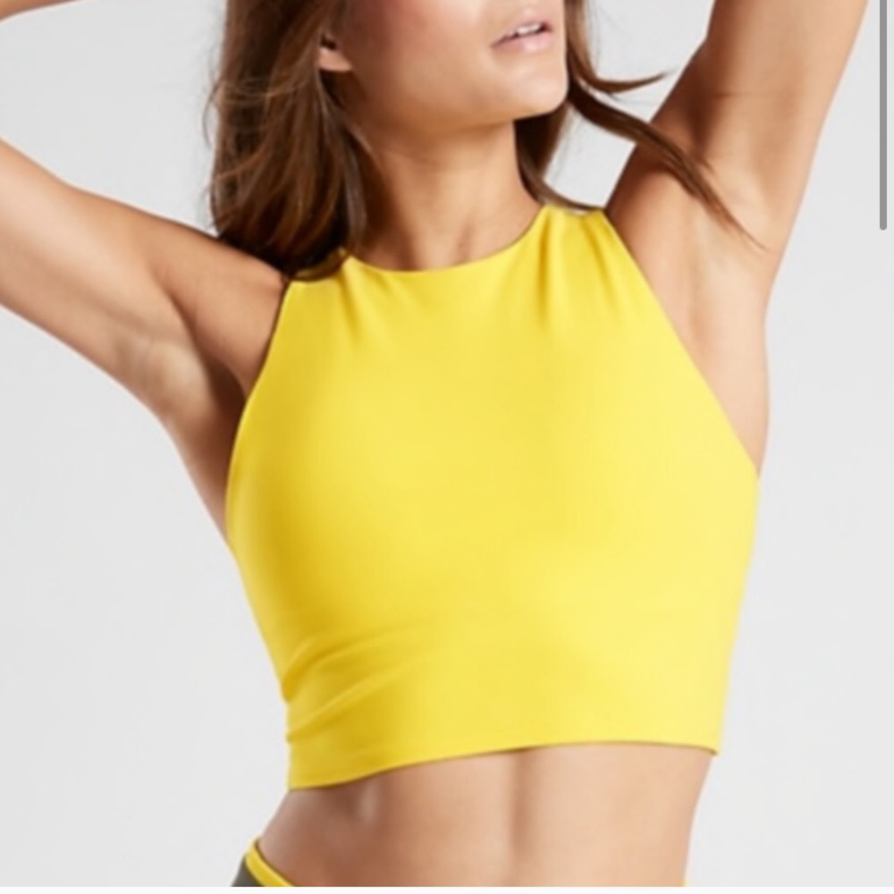 Athleta Conscious Crop